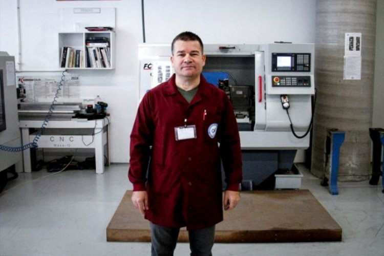 Bursa'da otomotiv lisesi öğrencileri hem tasarlıyor hem üretiyor