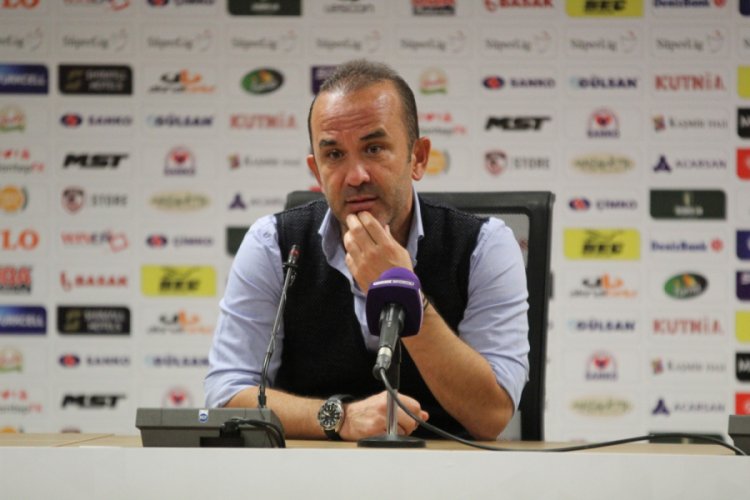 Mehmet Özdilek: ''Direkt rakibimizi evinde yenmek önemli bir başarı''