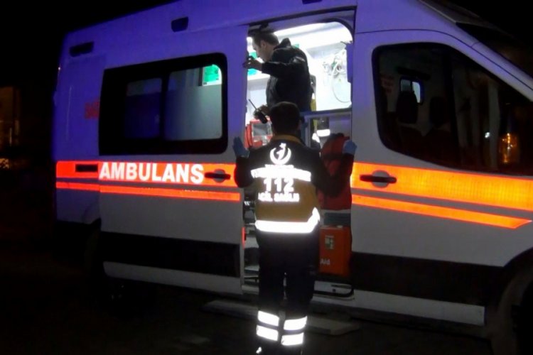 Yangında dumandan etkilenen 5 kişi hastaneye kaldırıldı