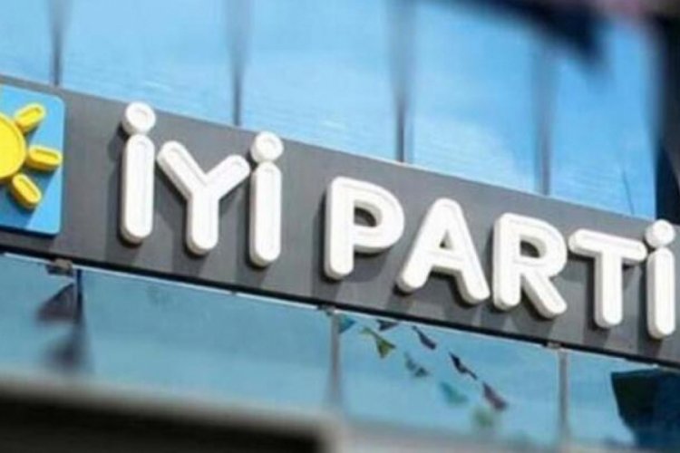 İYİ Parti'de istifa