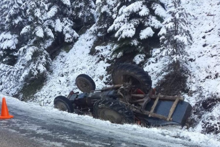 Kastamonu'da traktör devrildi: 1 ölü