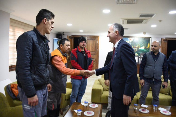 Bursa İnegöl Belediye Başkanı Taban engelli personelle buluştu