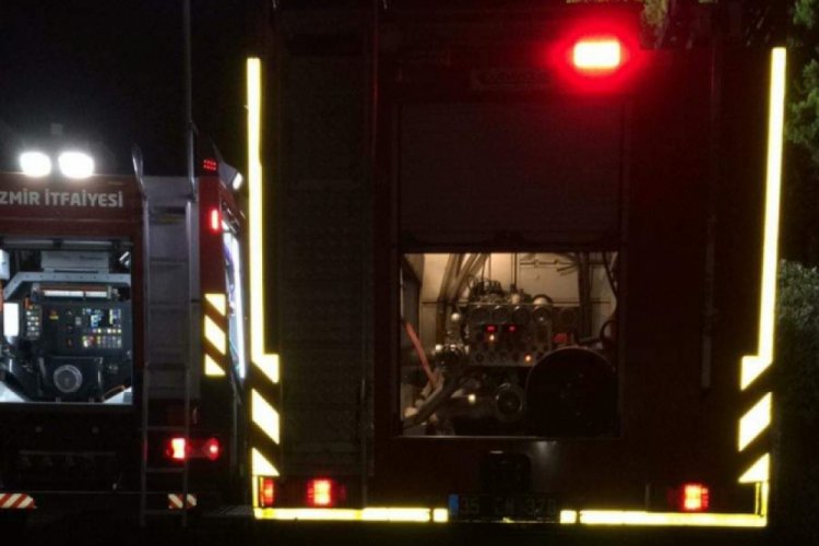 İzmir'de yangın dehşeti: 2 ölü, 1 yaralı
