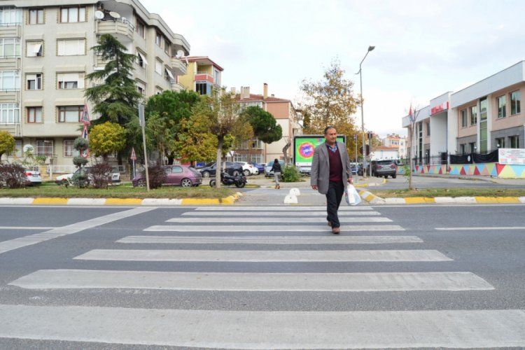 Yaya geçidinde otomobil çarptı: 18 gündür yoğun bakımda