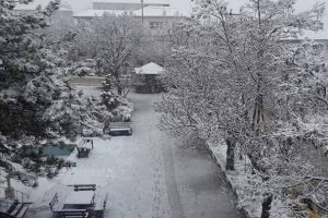 Kırıkkale'ye mevsimin ilk karı düştü