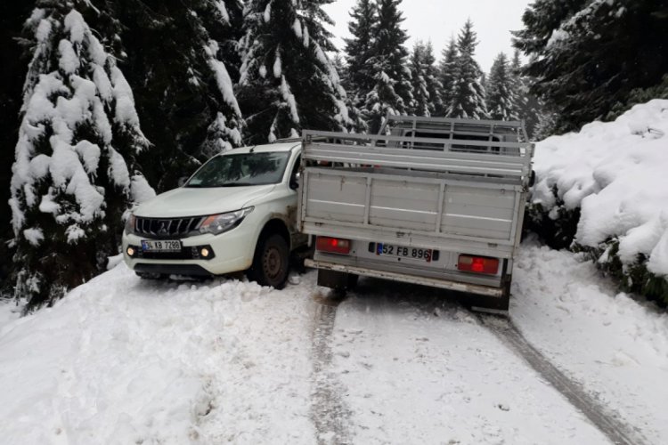 Kar yağışı kazaya yol açtı