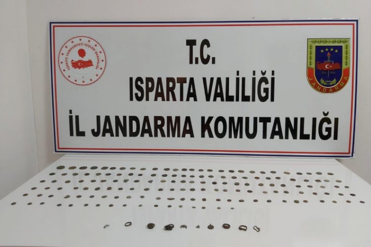 162 parça tarihi eser geçirildi