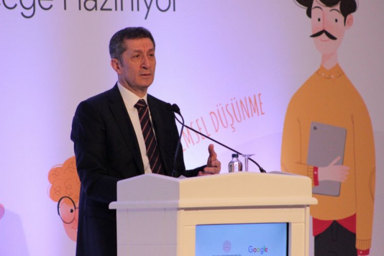 Bakan Selçuk: 'Dijital Dönüşüm Programı' 1 milyon öğretmene ulaşacak