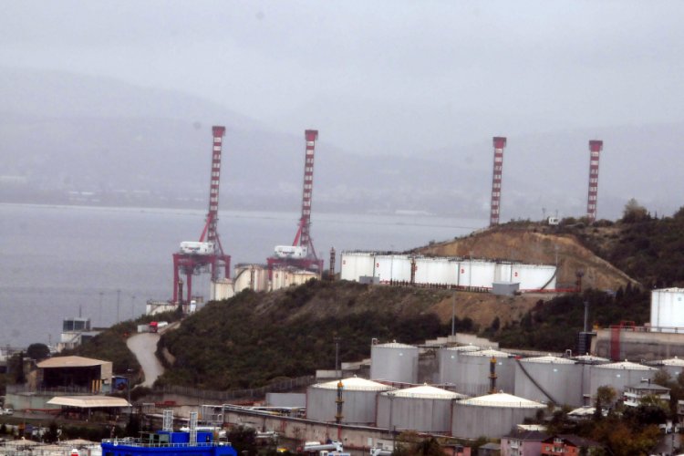 Dilovası'nda yeni tanklar yapılmak istenmesine tepki