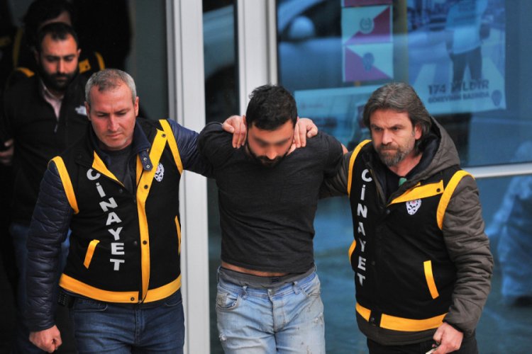 Bursa'da polis memurunu başından vuran şüpheli adliyeye sevk edildi