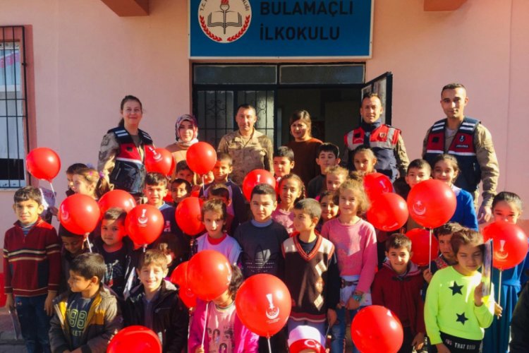 Jandarma kadına şiddetin önlenmesi anlattı