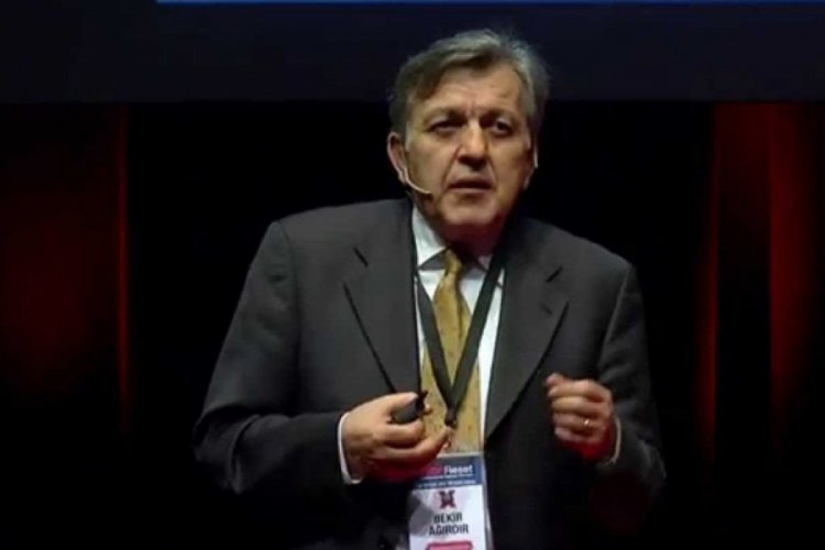 ''Babacan ve Davutoğlu yarım puan da oy alsalar AK Parti'nin canını yakacak''