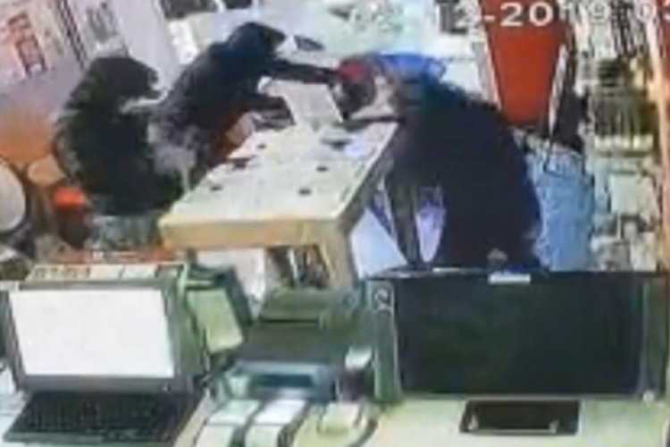27 saniyede soyup soğana çevirmişlerdi, İstanbul'da yakalandılar