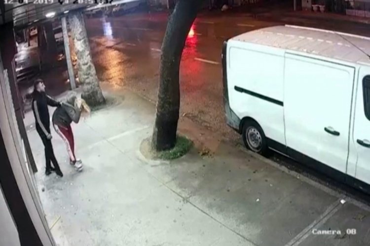 Bursa'da sevgilisinden dayak yiyen genç kız: ''Şikayetçi değilim''
