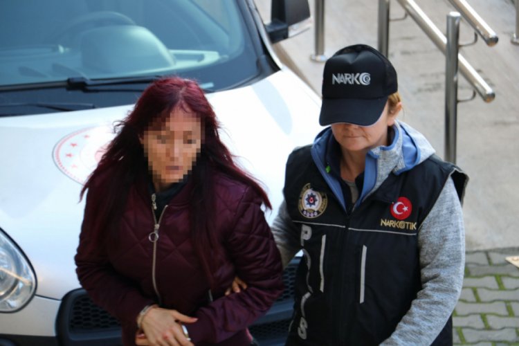 Zehir tacirlerine koçbaşı ile baskın