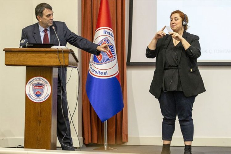Akademisyenler 'medyada engelsiz erişimde kaliteli çeviri' için toplandı