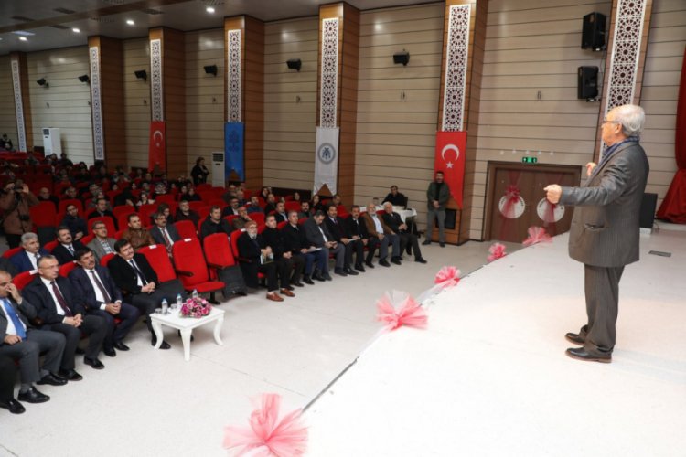 Fotoğraf Sanatçısı Özgünaydın deneyimlerini paylaştı