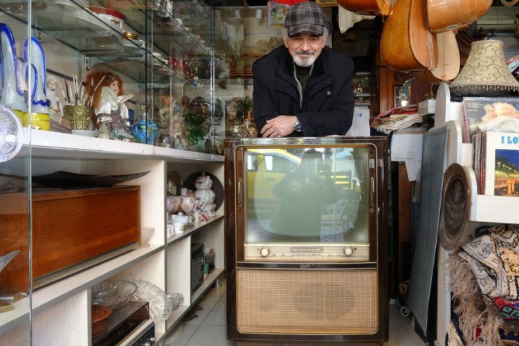 57 yıllık televizyona 10 bin lira değer biçildi