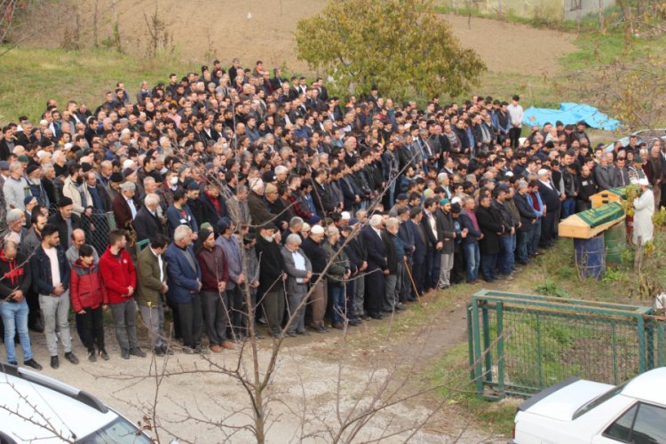 9 günde 6 kişiyi trafik kazasına kurban veren köyde yas