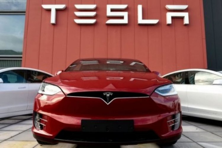 Tesla, Almanya'daki fabrikasında 500 bin araç üretecek