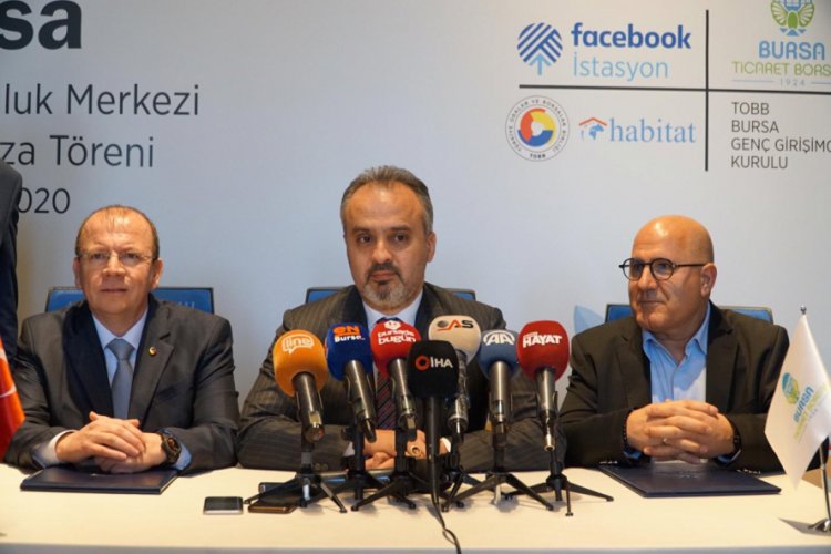Facebook İstasyon'un Bursa'daki uydu merkezi için protokol imzalandı