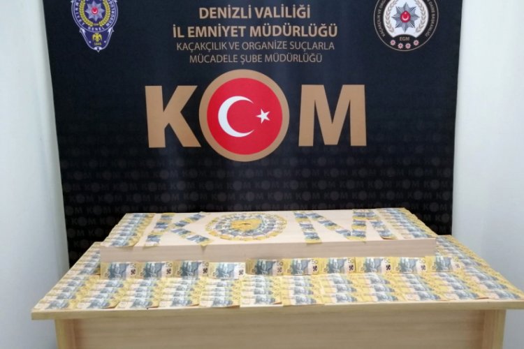 700 adet sahte Avustralya Doları bulundu
