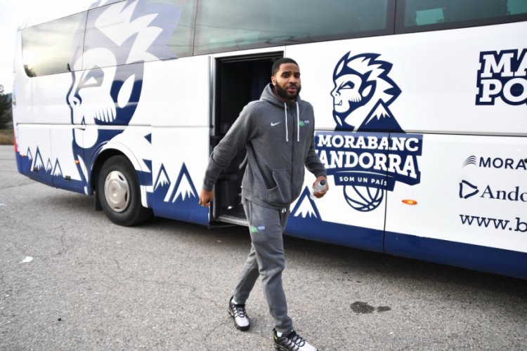TOFAŞ Basketbol Takımı, Andorra'ya gitti