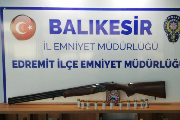 Uygulamalarda 9 adet silah ele geçirdi