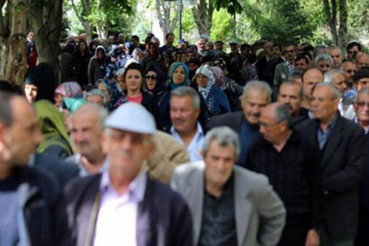 Emekli olduğu halde çalışmaya devam edenlerin sayısı yükseldi