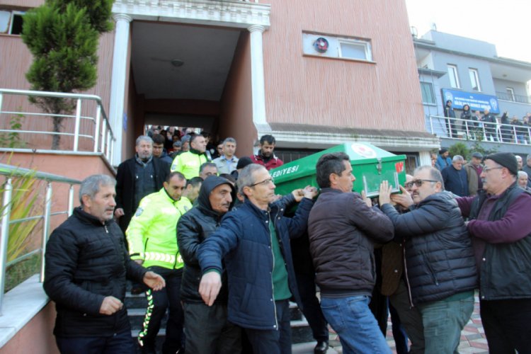 Ölen emekli polis son yolculuğuna uğurlandı