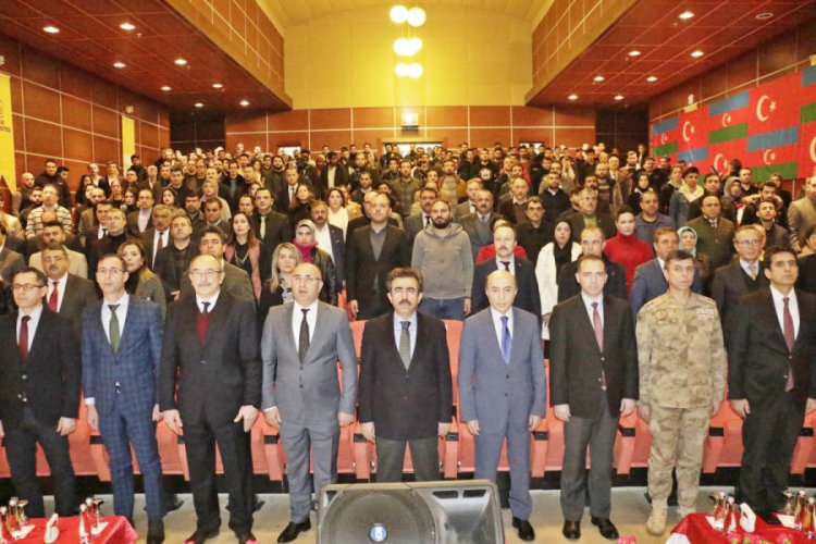 Bakü şehitleri anıldı