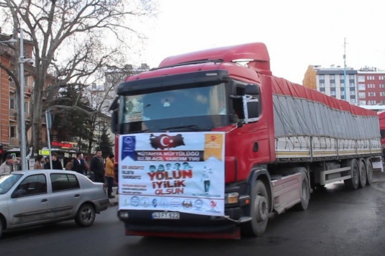 İdlib'e 7 tır yardım malzemesi