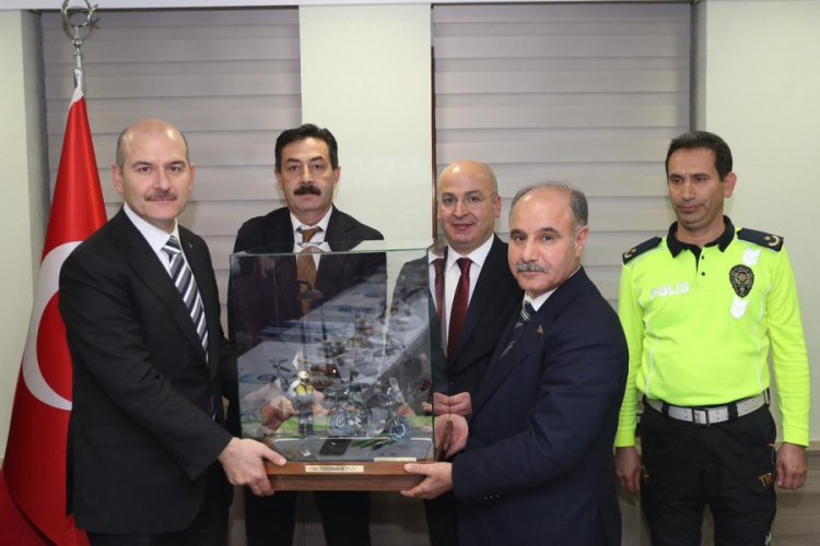 Bakan Soylu, Trafik Başkanlığı'nı ziyaret etti