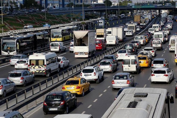 Yola çıkacaklar dikkat! Araç sahiplerine önemli uyarı