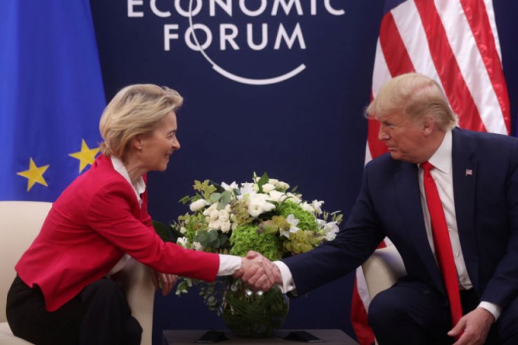 Trump, Davos'ta Avrupa Komisyonu Başkanı'yla görüştü
