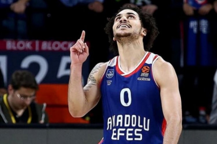 Shane Larkin'den depremzedelere destek