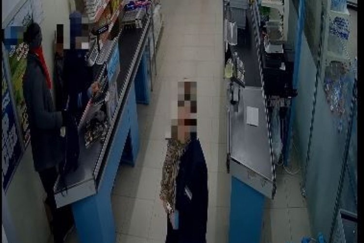 Bursa'da bandanalı gaspçı gözlerinden tespit edilerek yakalandı