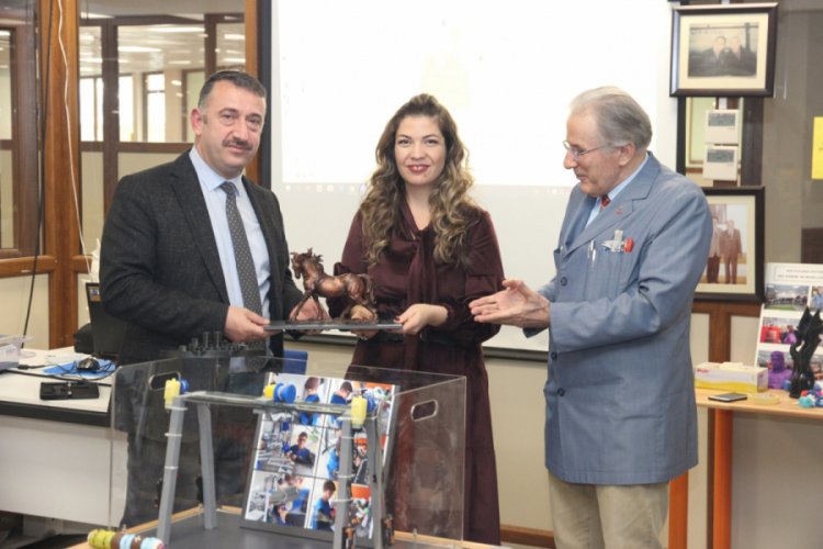 Bursa'da öğretmenlere ileri seviye 3B eğitimi