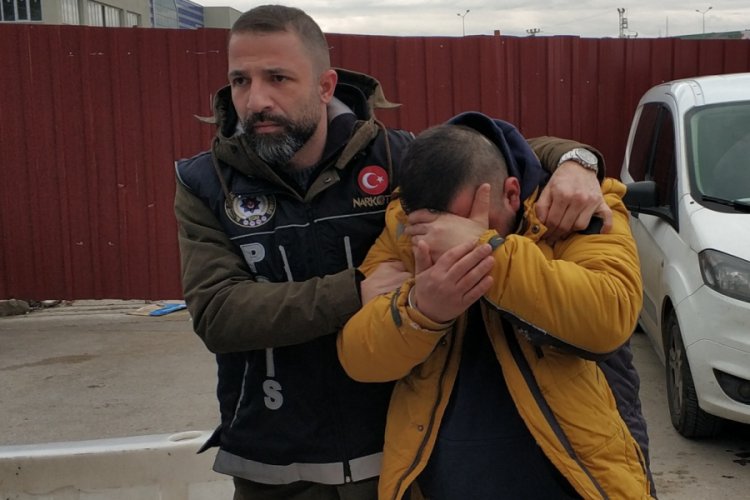 2 kişi uyuşturucu ticaretinden tutuklandı