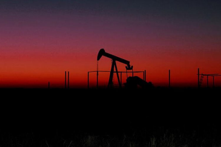 Brent petrolün varili 54,49 dolar