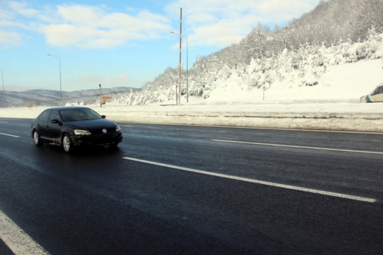 Bolu Dağı'nda kar durdu, ulaşım rahatladı