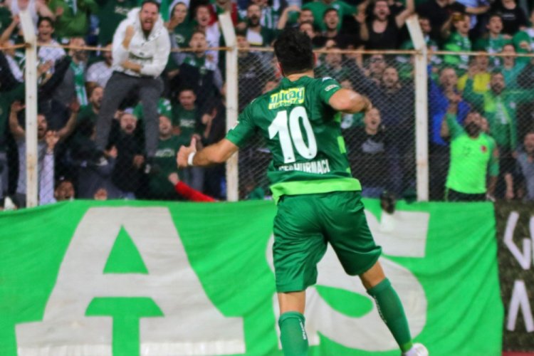 Bursasporlu Özer göz kamaştırdı!