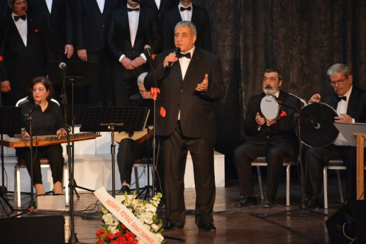 Türk Sanat Müziği Korosu Bursalılardan tam not aldı