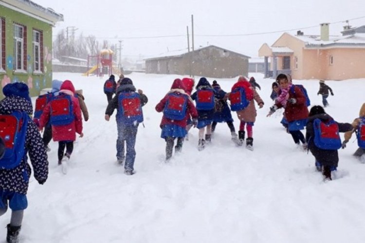 Van'da okullar yarın da tatil