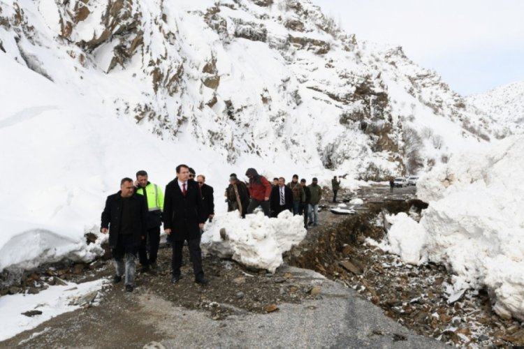 Van Çatak'ın dünya ile bağlantısı kesildi