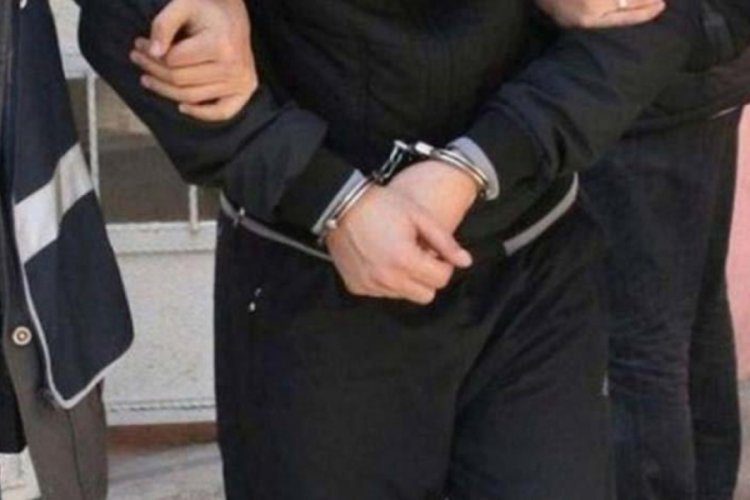 Silah kaçakçılığı yapanlar tutuklandı