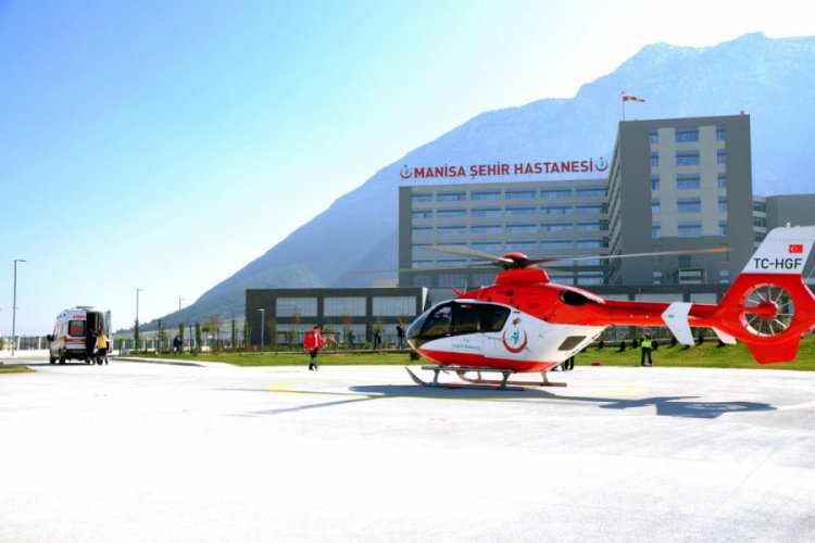 Manisa, ambulans helikopterle gelen ilk hastasını kabul etti
