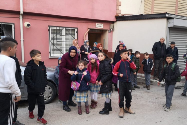 Bursa'da korkutan yangın! Mahalleliyi sokağa döktü
