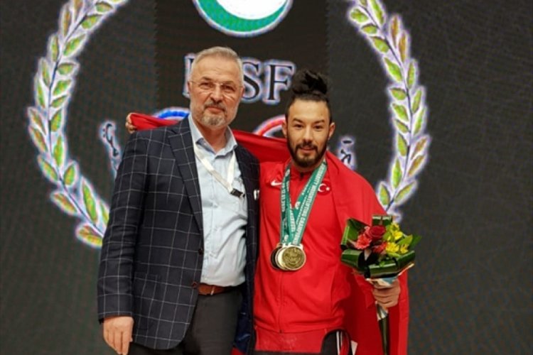 Daniyar İsmayilov, Özbekistan'da 3 altın madalya kazandı