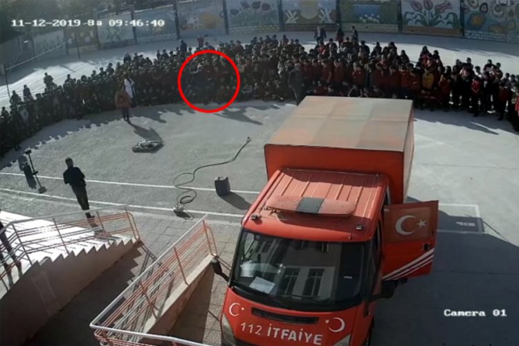 Öğrencinin yüzüne tekme atan okul müdürüne dava